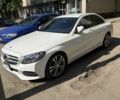 Белый Мерседес 300, объемом двигателя 2 л и пробегом 150 тыс. км за 18527 $, фото 1 на Automoto.ua