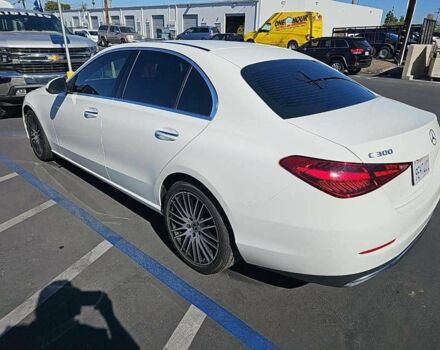 Белый Мерседес 300, объемом двигателя 0 л и пробегом 40 тыс. км за 33450 $, фото 3 на Automoto.ua