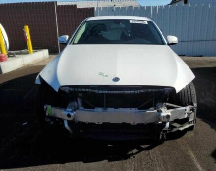 Белый Мерседес 300, объемом двигателя 0 л и пробегом 163 тыс. км за 12600 $, фото 2 на Automoto.ua