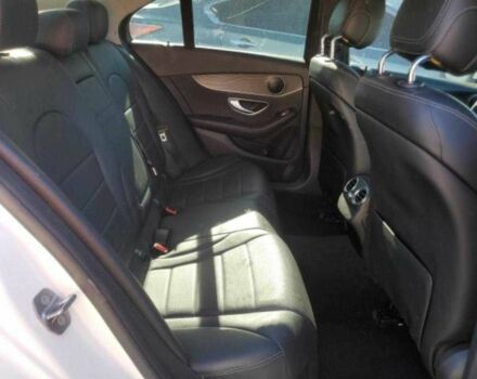 Белый Мерседес 300, объемом двигателя 0 л и пробегом 163 тыс. км за 12600 $, фото 9 на Automoto.ua