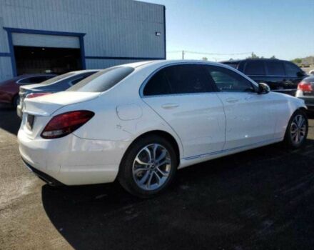 Белый Мерседес 300, объемом двигателя 0 л и пробегом 163 тыс. км за 12600 $, фото 4 на Automoto.ua