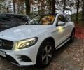 Белый Мерседес 300, объемом двигателя 2 л и пробегом 40 тыс. км за 33000 $, фото 1 на Automoto.ua