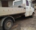 Білий Мерседес 300, об'ємом двигуна 2 л та пробігом 3 тис. км за 4100 $, фото 2 на Automoto.ua