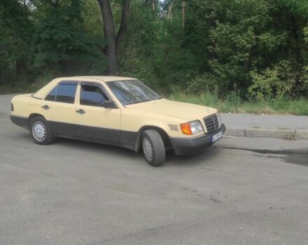 Бежевий Мерседес 300, об'ємом двигуна 2.5 л та пробігом 349 тис. км за 1799 $, фото 7 на Automoto.ua
