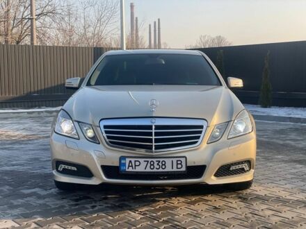 Мерседес 300 2009 в Днепре (Днепропетровске) на Automoto.ua Бежевый Мерседес 300, объемом двигателя 3 л и пробегом 191 тыс. км за 12000 $, фото 1 на Automoto.ua