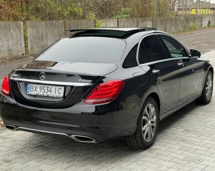 Чорний Мерседес 300, об'ємом двигуна 2 л та пробігом 190 тис. км за 15900 $, фото 2 на Automoto.ua