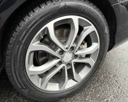 Черный Мерседес 300, объемом двигателя 2 л и пробегом 235 тыс. км за 14999 $, фото 14 на Automoto.ua