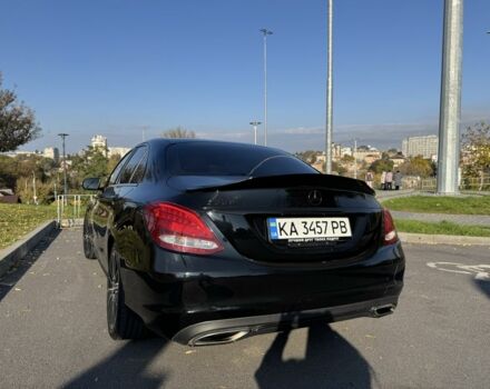 Черный Мерседес 300, объемом двигателя 2 л и пробегом 145 тыс. км за 22700 $, фото 4 на Automoto.ua