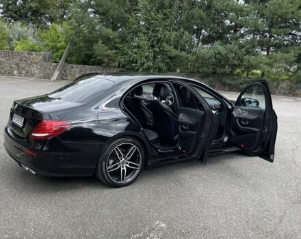 Черный Мерседес 300, объемом двигателя 2 л и пробегом 230 тыс. км за 36000 $, фото 14 на Automoto.ua