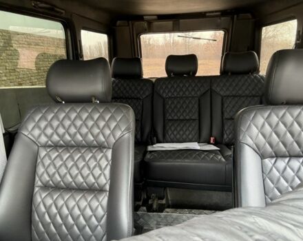 Чорний Мерседес 300, об'ємом двигуна 3 л та пробігом 147 тис. км за 17900 $, фото 5 на Automoto.ua