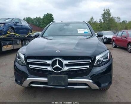 Черный Мерседес 300, объемом двигателя 2 л и пробегом 58 тыс. км за 5800 $, фото 11 на Automoto.ua