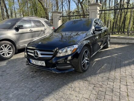 Мерседес 300 2015 в Киеве на Automoto.ua Черный Мерседес 300, объемом двигателя 2 л и пробегом 130 тыс. км за 19900 $, фото 1 на Automoto.ua