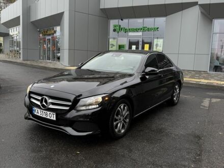 Черный Мерседес 300, объемом двигателя 2 л и пробегом 235 тыс. км за 14999 $, фото 1 на Automoto.ua