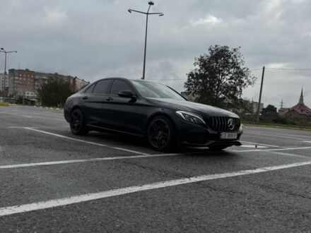 Черный Мерседес 300, объемом двигателя 2 л и пробегом 107 тыс. км за 20400 $, фото 1 на Automoto.ua