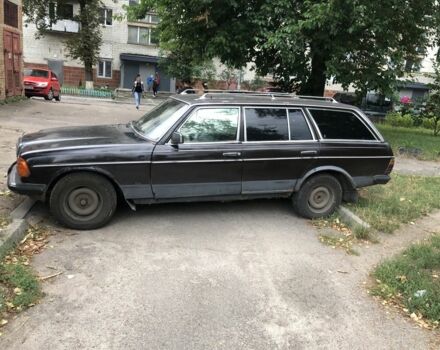 Коричневий Мерседес 300, об'ємом двигуна 3 л та пробігом 500 тис. км за 1200 $, фото 1 на Automoto.ua