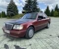 Червоний Мерседес 300, об'ємом двигуна 3 л та пробігом 600 тис. км за 2700 $, фото 1 на Automoto.ua