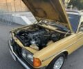 Желтый Мерседес 300, объемом двигателя 0 л и пробегом 300 тыс. км за 4500 $, фото 3 на Automoto.ua