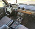 Желтый Мерседес 300, объемом двигателя 0 л и пробегом 300 тыс. км за 4500 $, фото 18 на Automoto.ua