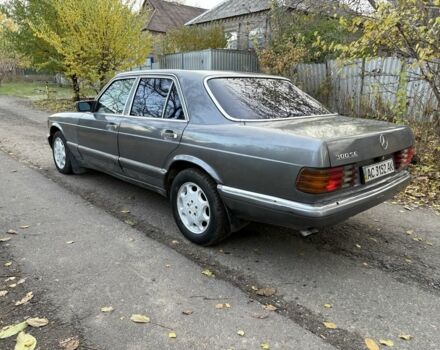 Сірий Мерседес 300, об'ємом двигуна 2.5 л та пробігом 200 тис. км за 879 $, фото 5 на Automoto.ua