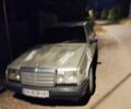 Серый Мерседес 300, объемом двигателя 2.3 л и пробегом 1000 тыс. км за 1000 $, фото 1 на Automoto.ua