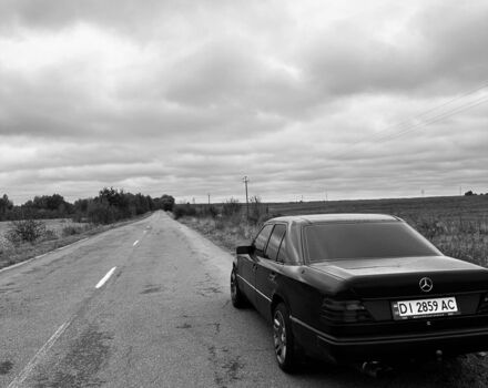 Серый Мерседес 300, объемом двигателя 2.5 л и пробегом 530 тыс. км за 2600 $, фото 9 на Automoto.ua