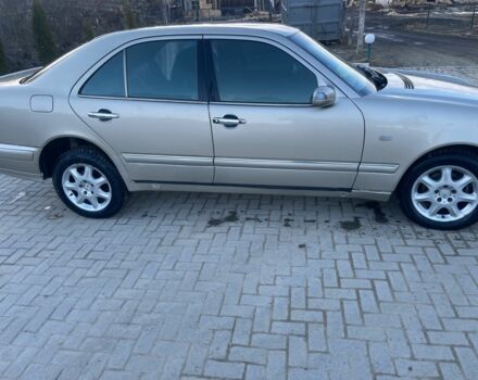 Сірий Мерседес 300, об'ємом двигуна 0 л та пробігом 36 тис. км за 2800 $, фото 5 на Automoto.ua