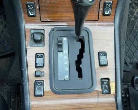 Сірий Мерседес 300, об'ємом двигуна 3.2 л та пробігом 380 тис. км за 3300 $, фото 6 на Automoto.ua