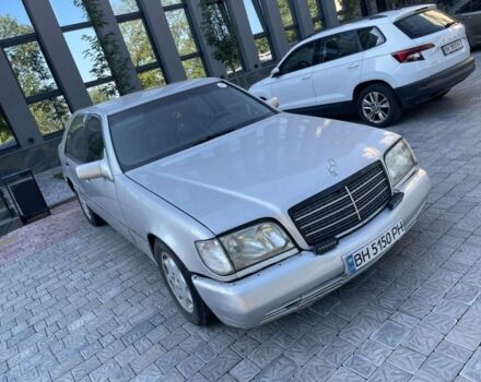 Сірий Мерседес 300, об'ємом двигуна 3.2 л та пробігом 380 тис. км за 3300 $, фото 13 на Automoto.ua