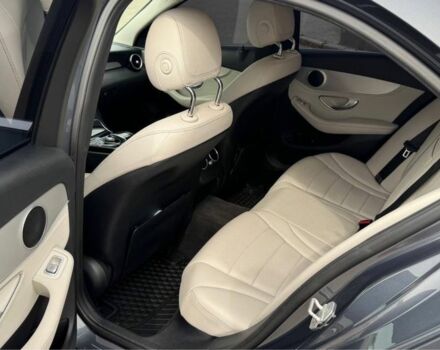 Серый Мерседес 300, объемом двигателя 2 л и пробегом 194 тыс. км за 15500 $, фото 10 на Automoto.ua