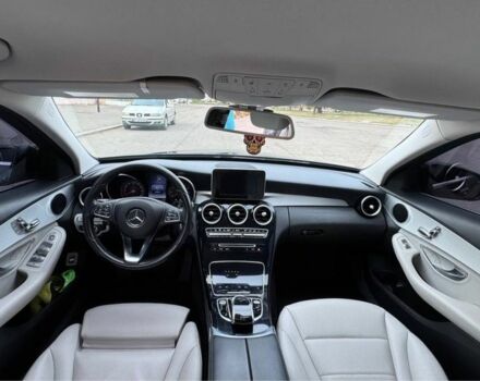 Серый Мерседес 300, объемом двигателя 2 л и пробегом 194 тыс. км за 15500 $, фото 8 на Automoto.ua