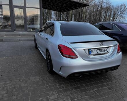 Сірий Мерседес 300, об'ємом двигуна 2 л та пробігом 141 тис. км за 21000 $, фото 5 на Automoto.ua