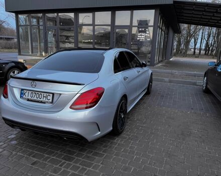 Сірий Мерседес 300, об'ємом двигуна 2 л та пробігом 141 тис. км за 21000 $, фото 4 на Automoto.ua