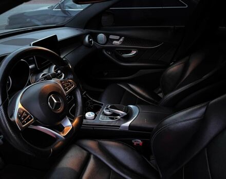 Сірий Мерседес 300, об'ємом двигуна 2 л та пробігом 141 тис. км за 21000 $, фото 12 на Automoto.ua