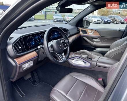 Серый Мерседес 300, объемом двигателя 0 л и пробегом 69 тыс. км за 69000 $, фото 6 на Automoto.ua