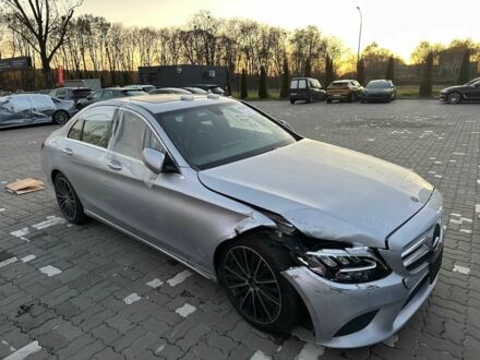 Серый Мерседес 300, объемом двигателя 2 л и пробегом 73 тыс. км за 6300 $, фото 1 на Automoto.ua