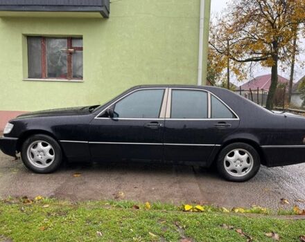 Синий Мерседес 300, объемом двигателя 3 л и пробегом 777 тыс. км за 3330 $, фото 3 на Automoto.ua