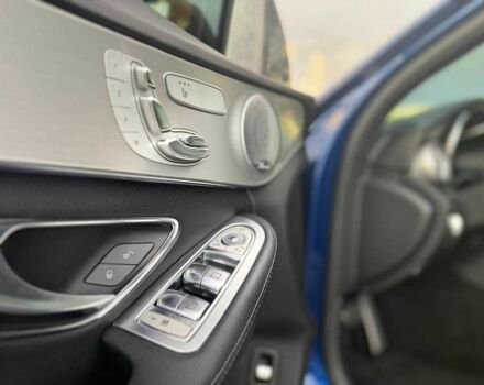 Синій Мерседес 300, об'ємом двигуна 2 л та пробігом 67 тис. км за 32000 $, фото 14 на Automoto.ua