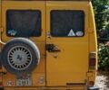 Желтый Мерседес 308 пасс., объемом двигателя 2.4 л и пробегом 100 тыс. км за 3300 $, фото 4 на Automoto.ua