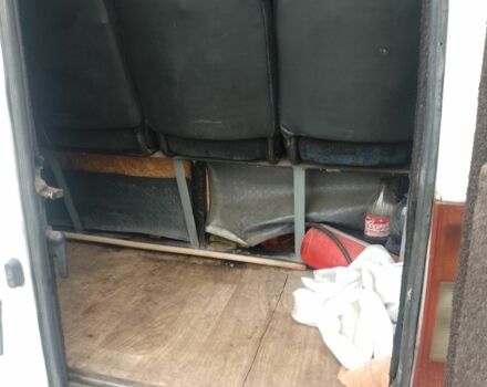 Белый Мерседес 320, объемом двигателя 2.9 л и пробегом 1000 тыс. км за 8000 $, фото 4 на Automoto.ua