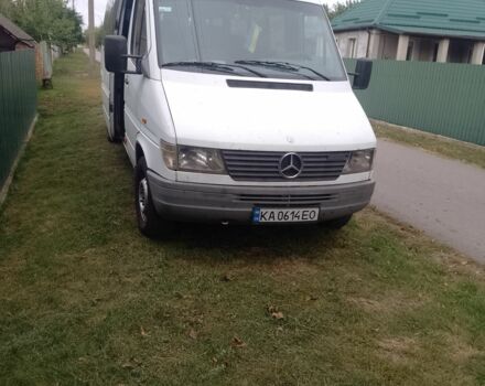 Белый Мерседес 320, объемом двигателя 2.9 л и пробегом 1000 тыс. км за 8000 $, фото 7 на Automoto.ua