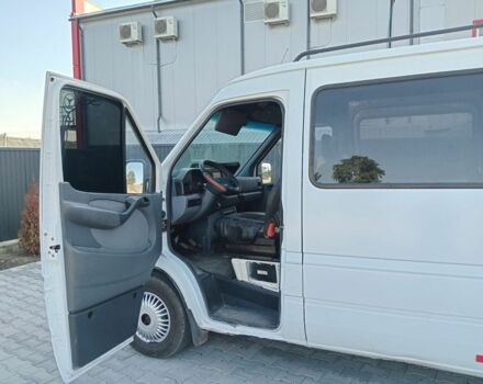 Белый Мерседес 320, объемом двигателя 2.9 л и пробегом 300 тыс. км за 4250 $, фото 5 на Automoto.ua