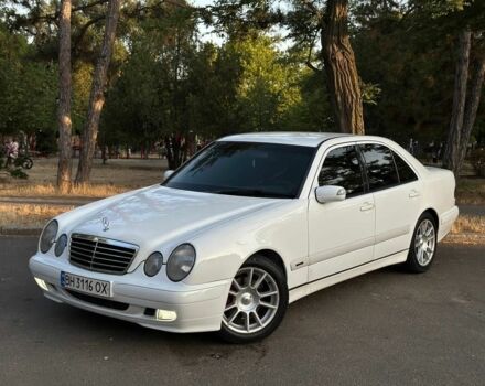 Белый Мерседес 320, объемом двигателя 3.2 л и пробегом 336 тыс. км за 4850 $, фото 1 на Automoto.ua