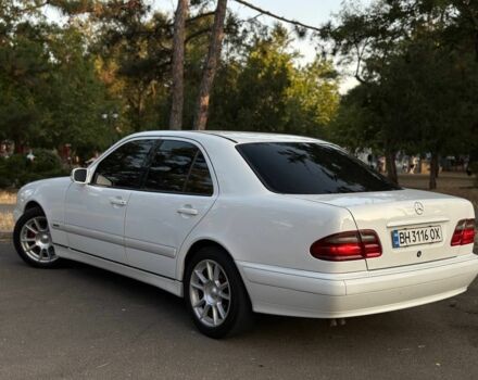 Белый Мерседес 320, объемом двигателя 3.2 л и пробегом 336 тыс. км за 4850 $, фото 11 на Automoto.ua