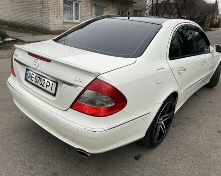 Белый Мерседес 320, объемом двигателя 3 л и пробегом 236 тыс. км за 10999 $, фото 2 на Automoto.ua