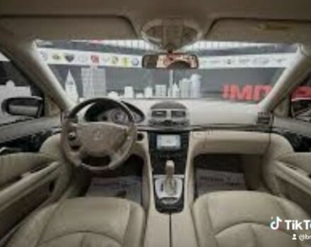 Бежевый Мерседес 320, объемом двигателя 3.2 л и пробегом 304 тыс. км за 6200 $, фото 7 на Automoto.ua