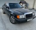 Черный Мерседес 320, объемом двигателя 3 л и пробегом 250 тыс. км за 7000 $, фото 1 на Automoto.ua