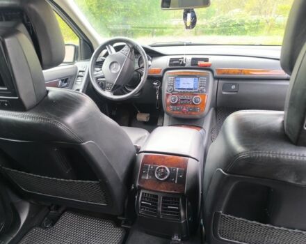 Черный Мерседес 320, объемом двигателя 3 л и пробегом 237 тыс. км за 8500 $, фото 3 на Automoto.ua