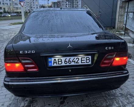 Черный Мерседес 320, объемом двигателя 3.2 л и пробегом 390 тыс. км за 3950 $, фото 6 на Automoto.ua