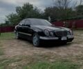 Чорний Мерседес 320, об'ємом двигуна 3.2 л та пробігом 433 тис. км за 4400 $, фото 1 на Automoto.ua