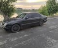 Черный Мерседес 320, объемом двигателя 3 л и пробегом 400 тыс. км за 2747 $, фото 1 на Automoto.ua